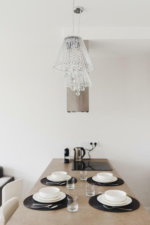 Luxlux Apartments Coconut Varşova Dış mekan fotoğraf